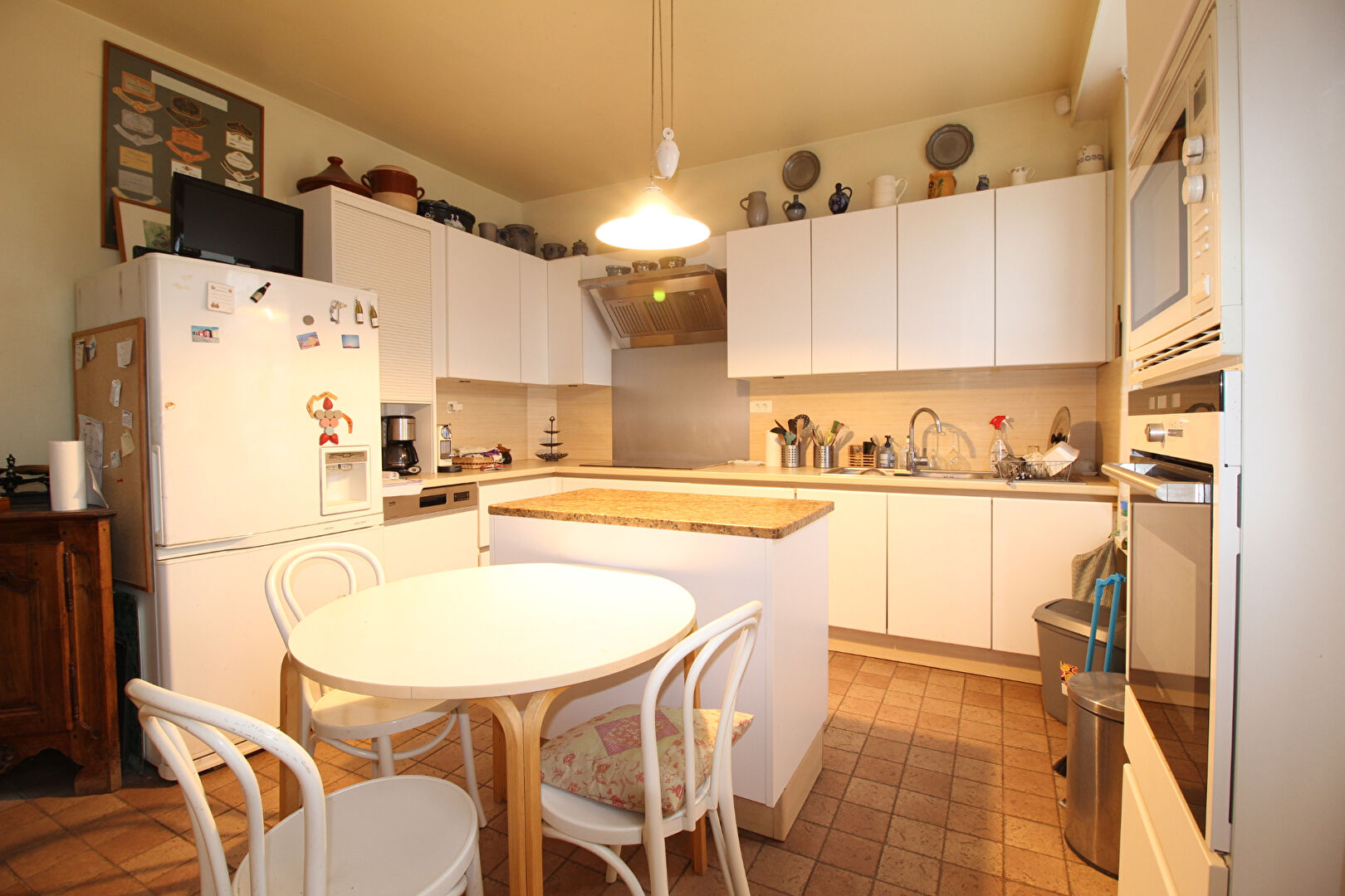 5 MINUTES DE REIMS Maison  / 165 m² / 6 chambres / Garage double / Jardin / Cave /