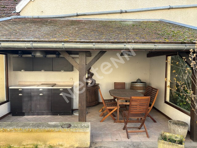5 MINUTES DE REIMS Maison  / 165 m² / 6 chambres / Garage double / Jardin / Cave /