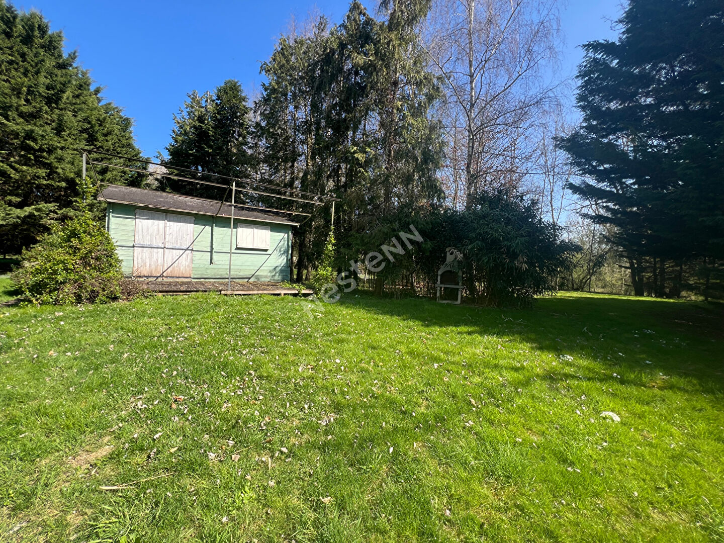 LOCATION MEUBLEE : maison 5 chambres + 1 bureau - garage - Jardin