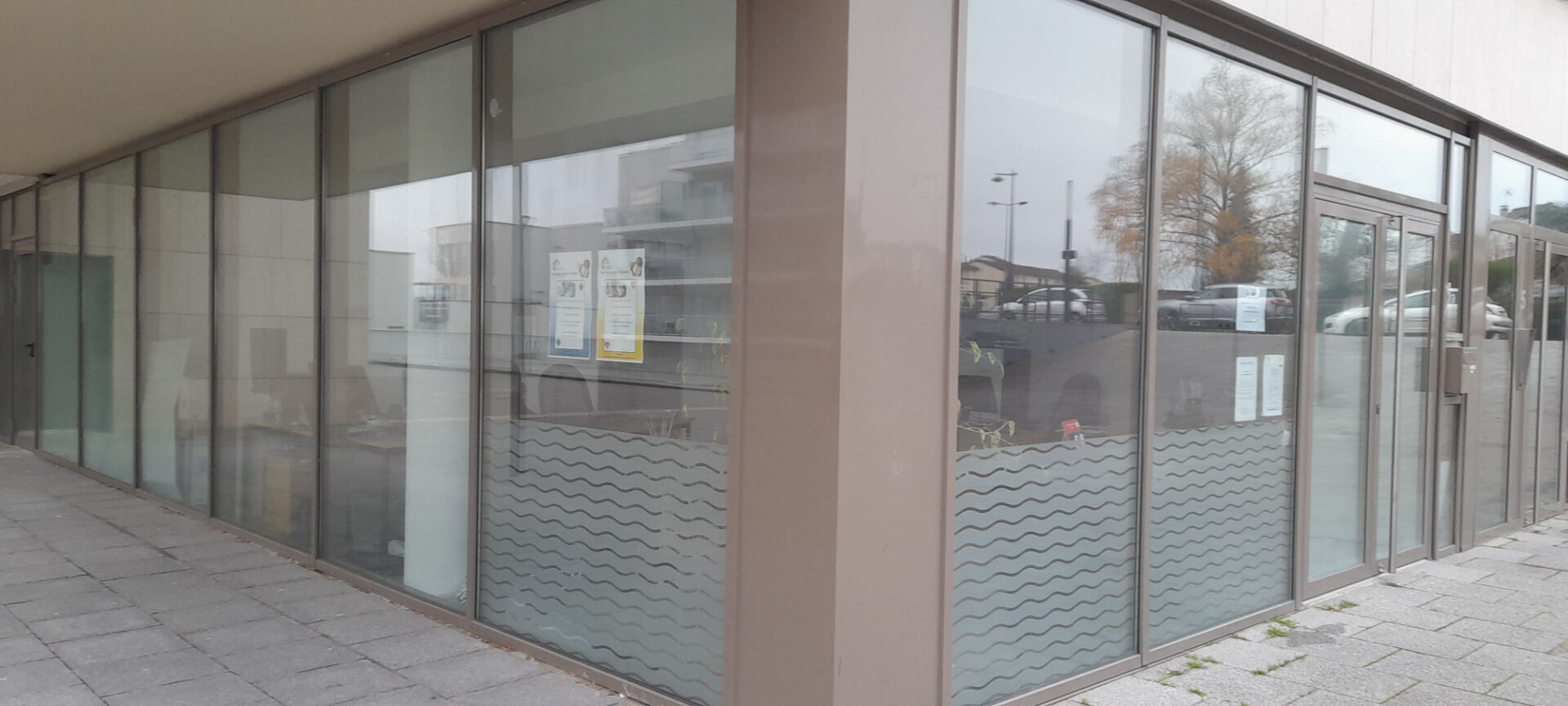 Murs  commerciaux Tinqueux centre 90 m2