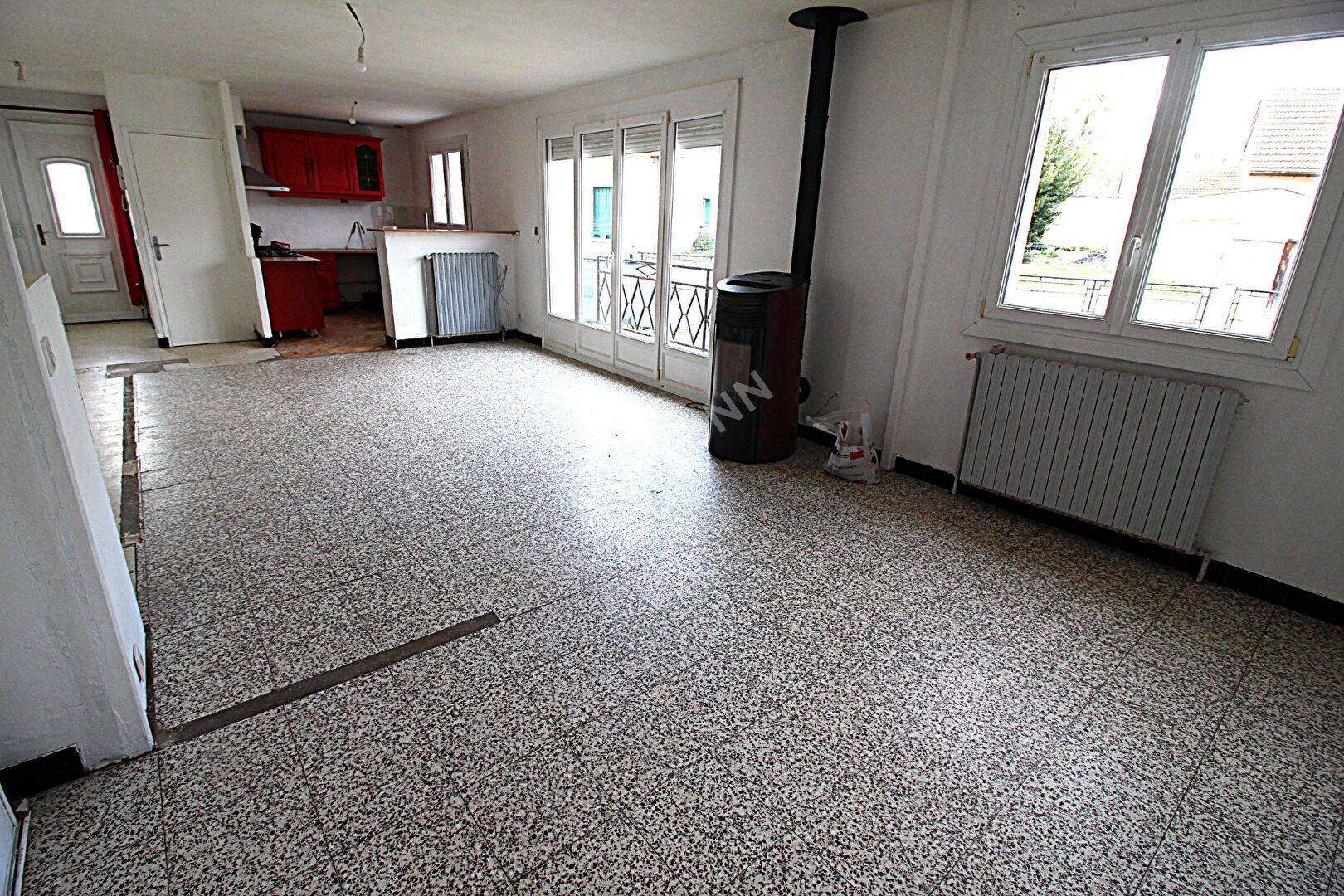SOUPIR : Maison 3 chambres - sous-sol total - parcelle 913m²