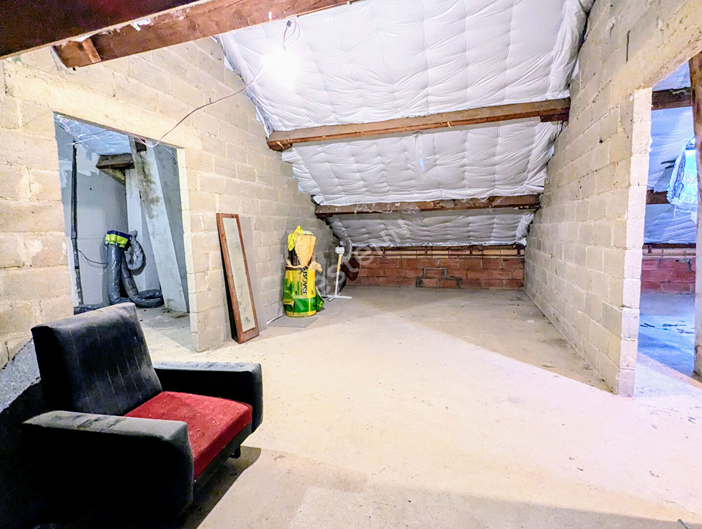 SOUPIR : Maison 3 chambres - sous-sol total - parcelle 913m²