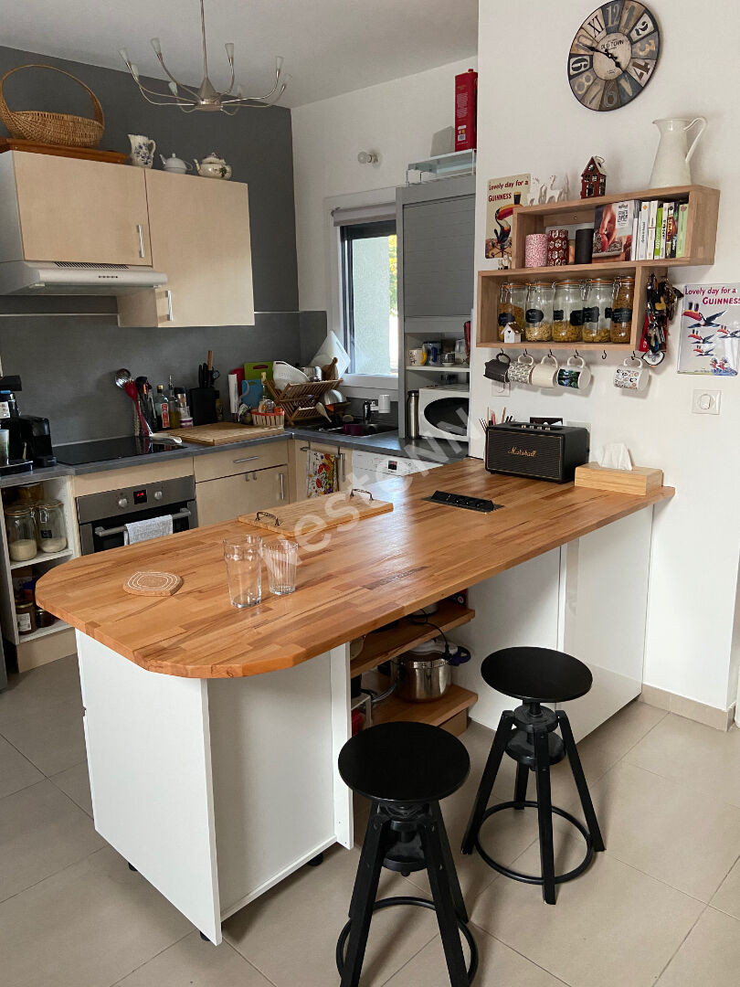 APPARTEMENT 3 PIECES  AVEC UN BOX DOUBLE