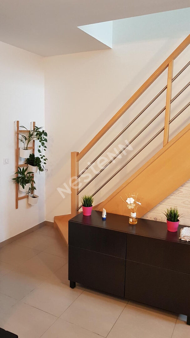 APPARTEMENT 3 PIECES  AVEC UN BOX DOUBLE