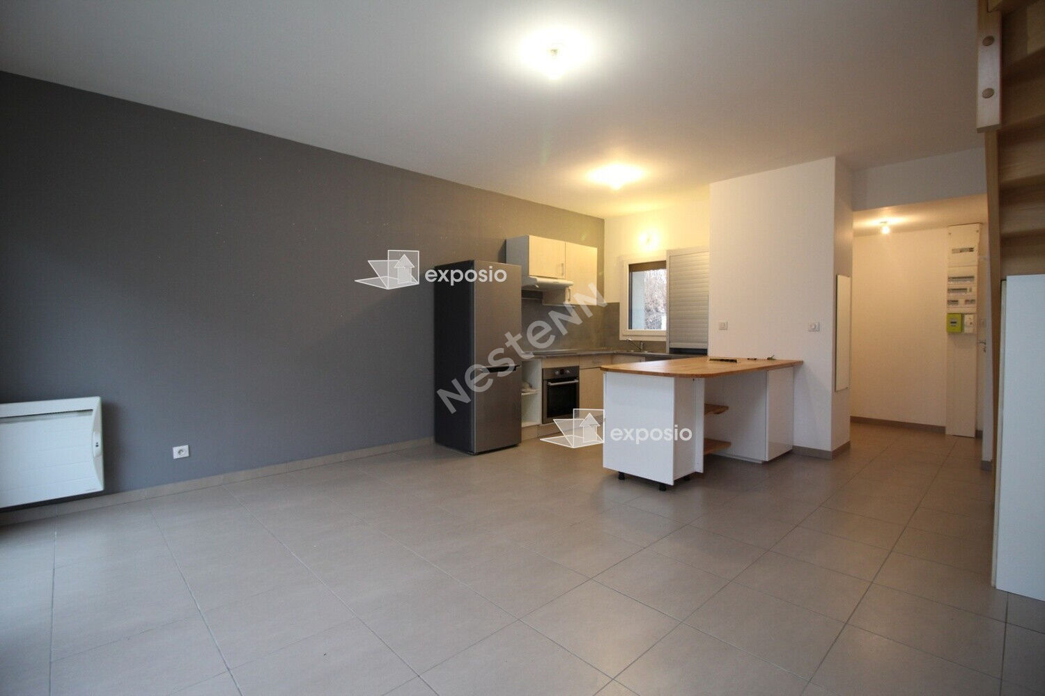 APPARTEMENT 3 PIECES  AVEC UN BOX DOUBLE