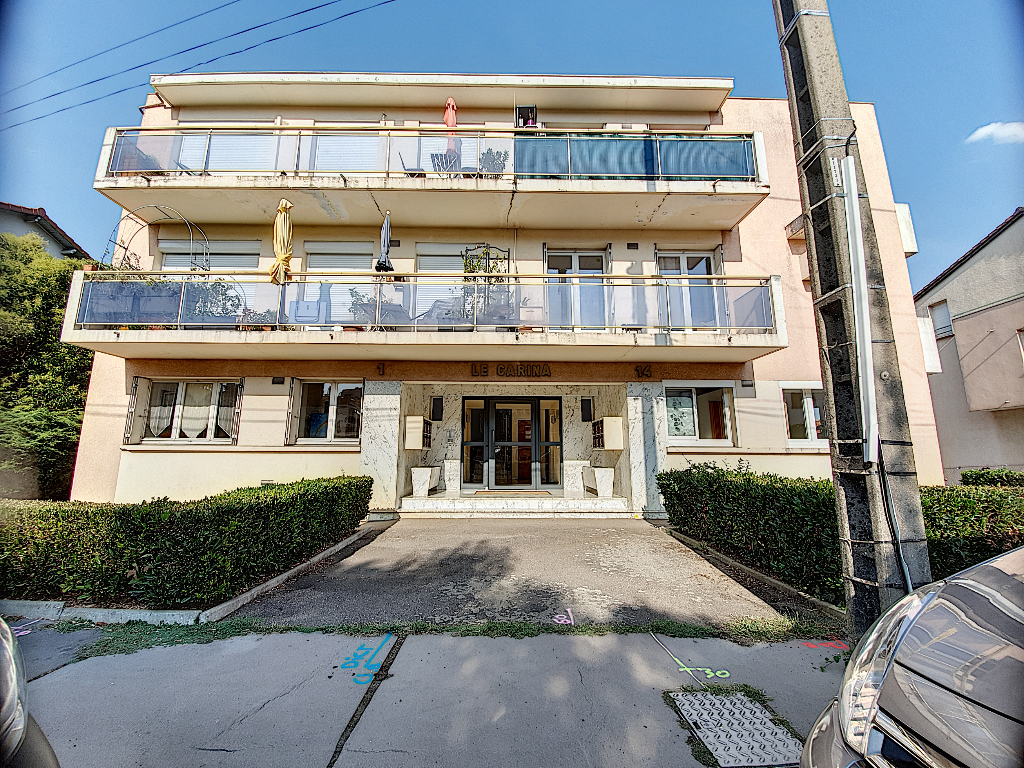 Exclusivité Nestenn. Toulouse. Quartier Soupetard. Appartement T2 entièrement rénové à vendre avec parking.