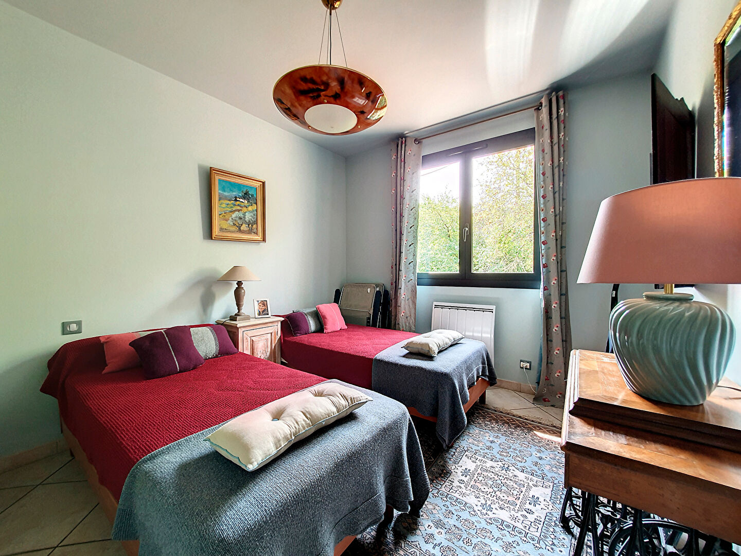 Pompertuzat. Maison familiale 6 pièces de 132m² avec un garage sur un terrain d'environ 1800m² à vendre.