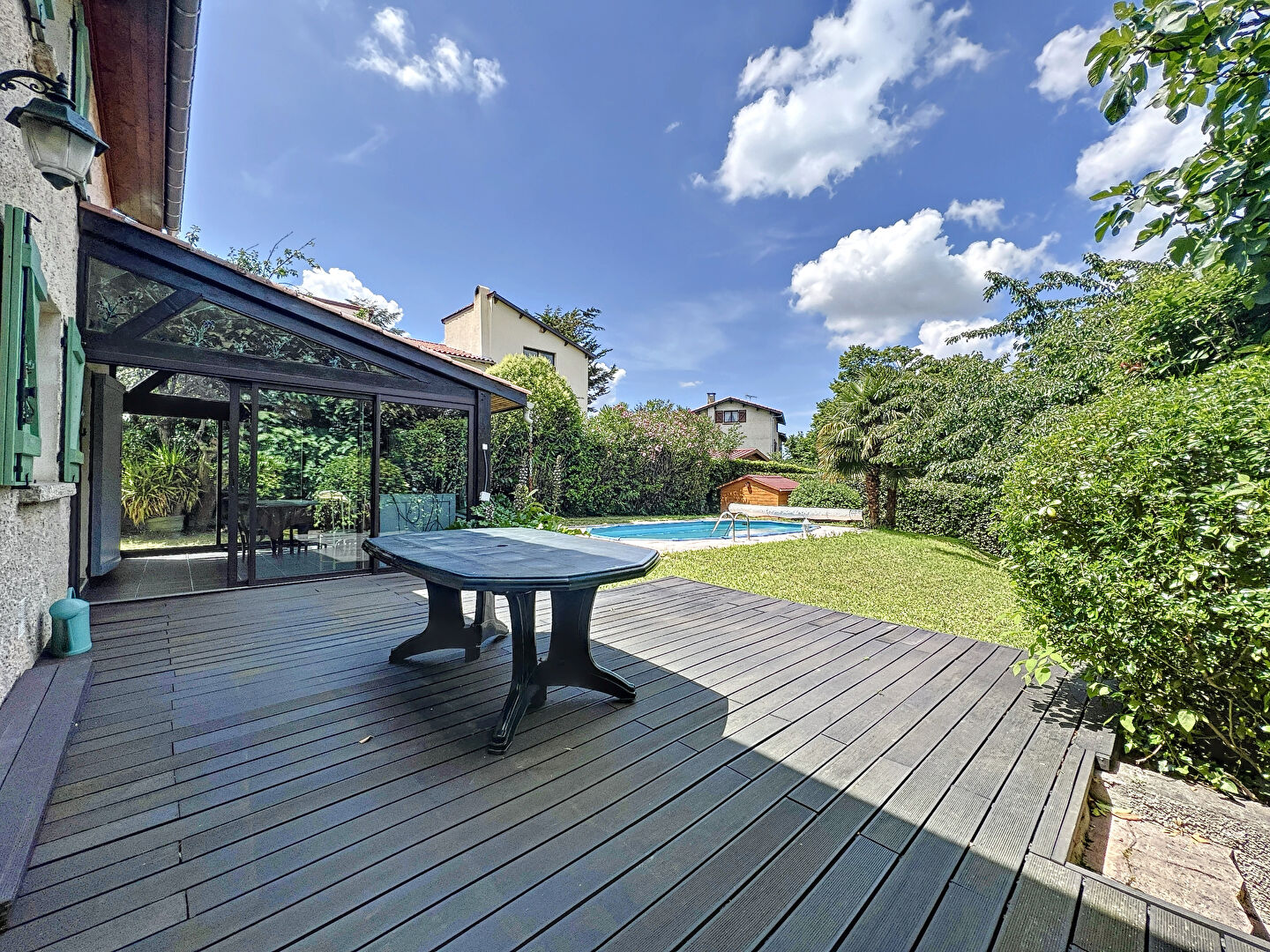 Auzeville-Tolosane. Maison individuelle 5 pièces de 130m² avec piscine et sous-sol sur un terrain de 1084m² à vendre.