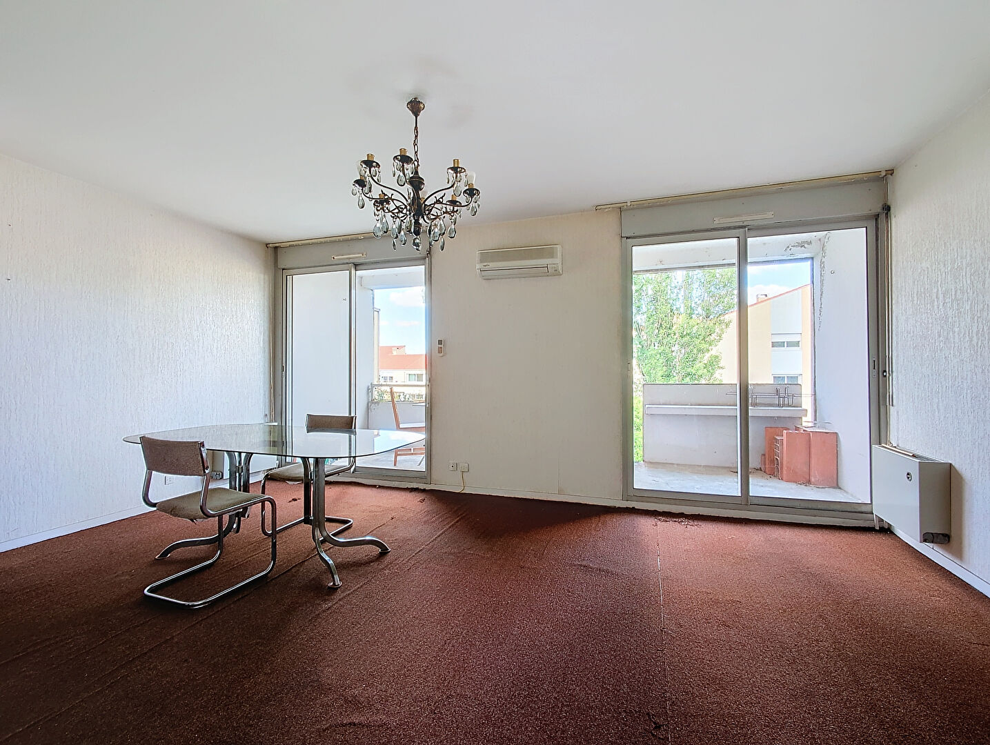 ** SOUS COMPROMIS ** Exclusivité Nestenn Immobilier. Grand appartement 3 pièces de 72m² avec cellier et parking à vendre au centre-ville de Castanet-Tolosan
