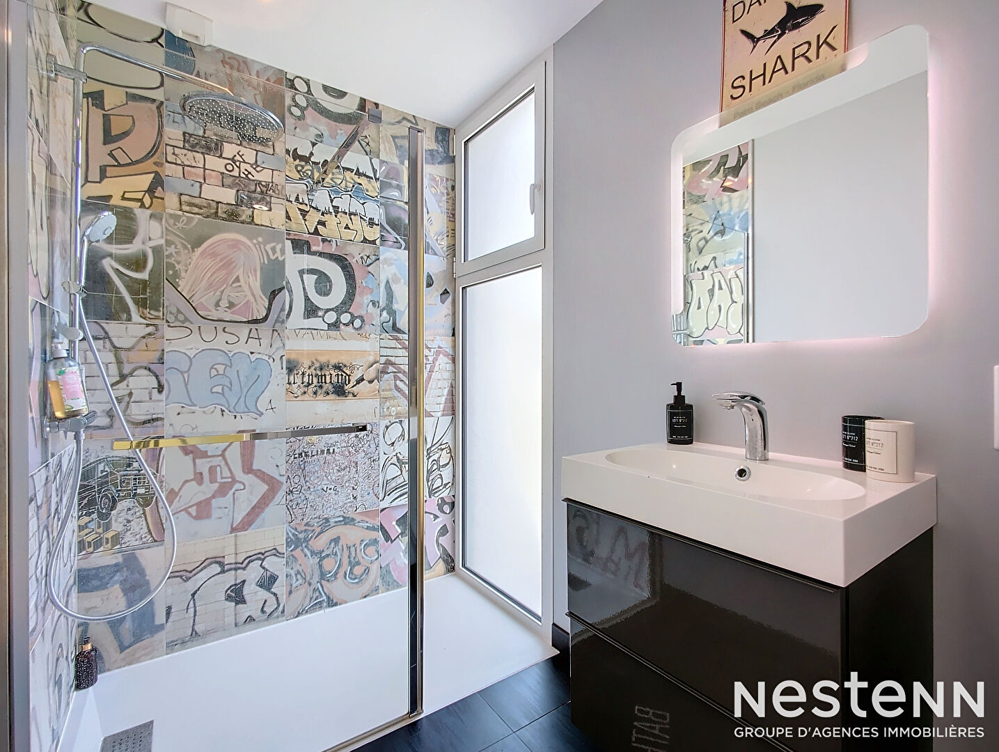 Villa contemporaine 6 pièces de 200m² sur un terrain de 1700m² avec piscine à seulement 5 minutes à pied du centre-ville de Castanet-Tolosan