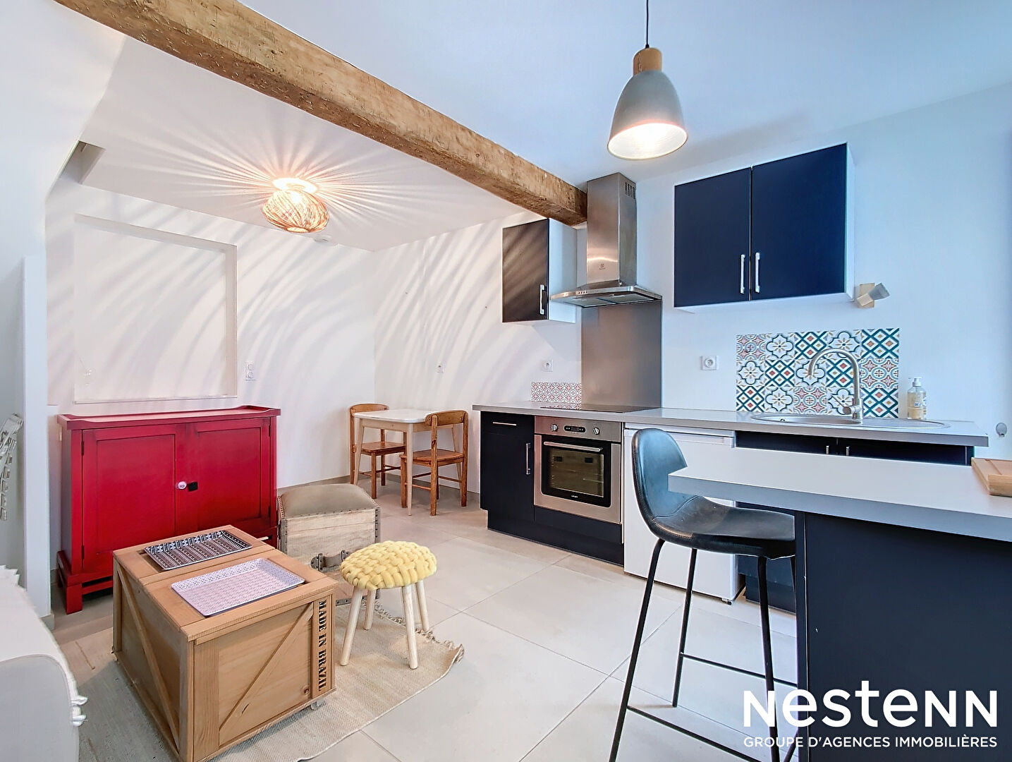  Exclusivité Nestenn Immobilier. Maison de village 3 pièces entièrement rénovée à vendre au centre-ville de Castanet-Tolosan