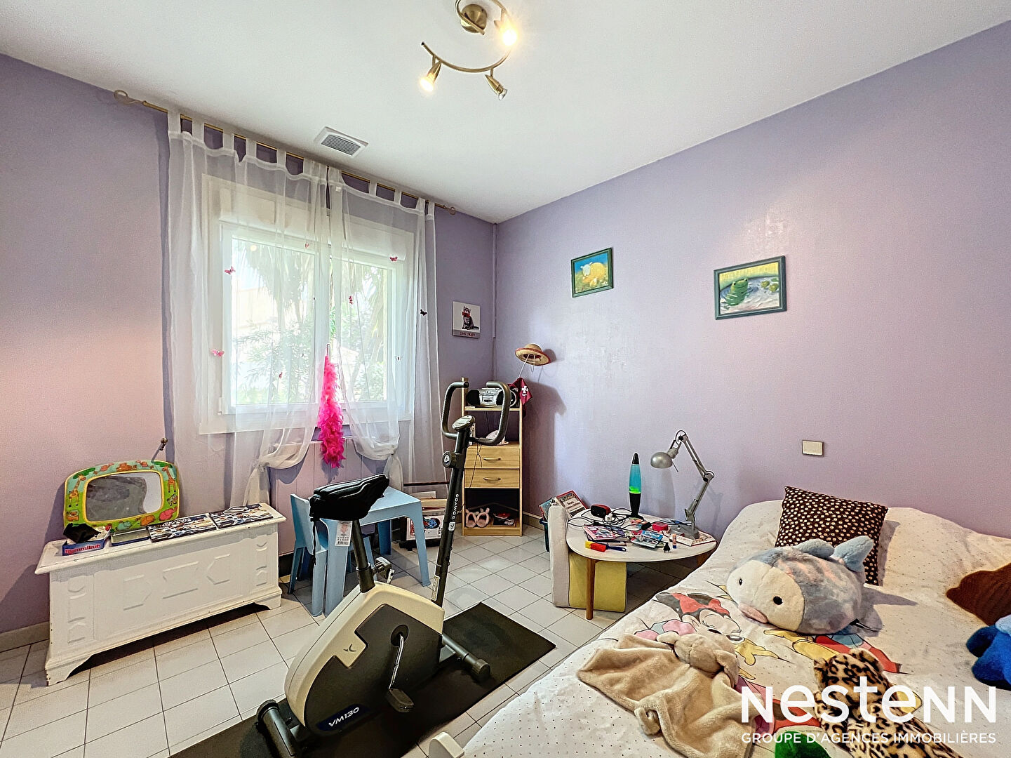 Maison familiale 6 pièces de 143m² avec jardin et piscine à vendre à Péchabou