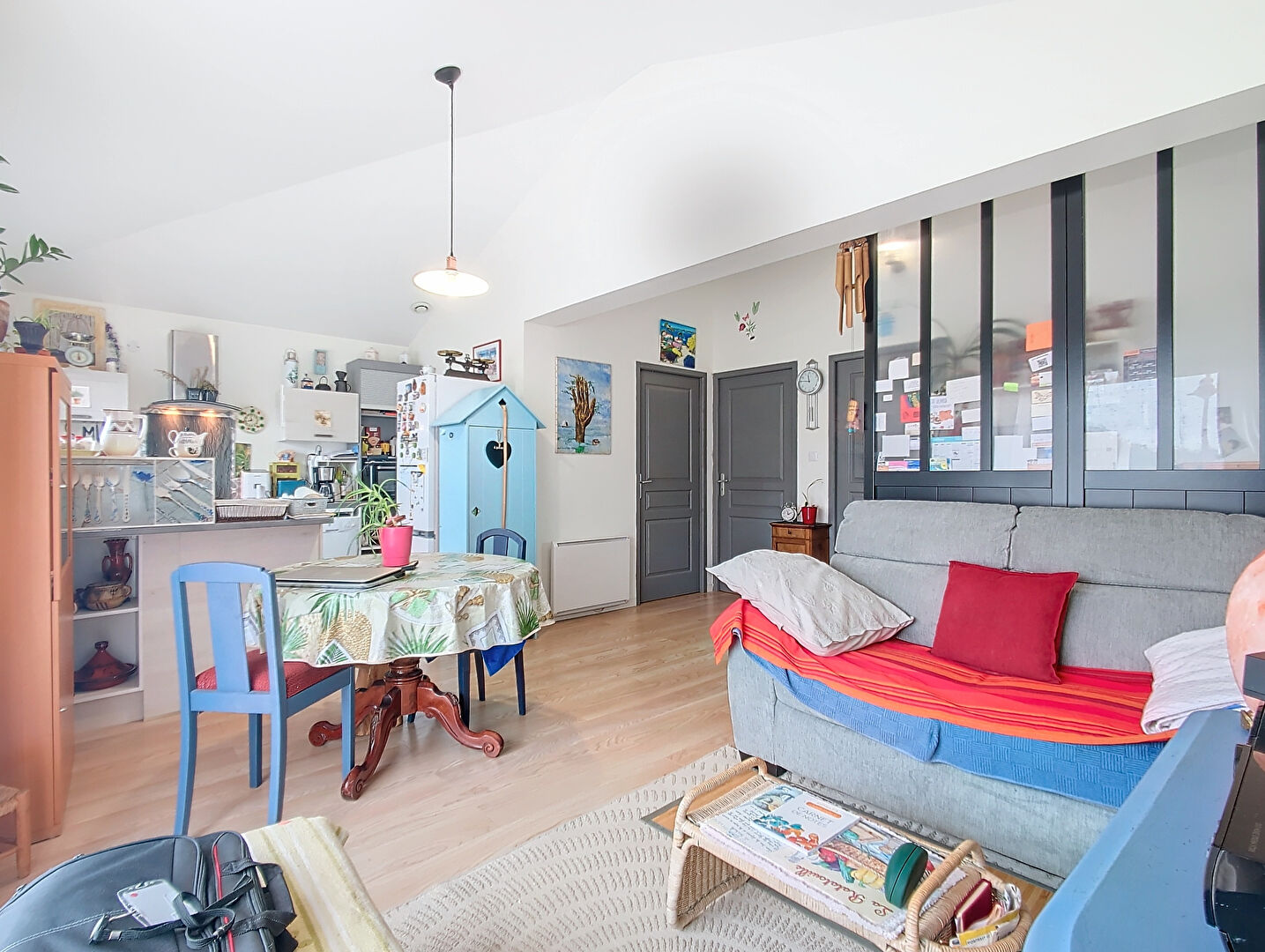 Maison 3 pièces entièrement rénovée avec jardin à vendre à Péchabou