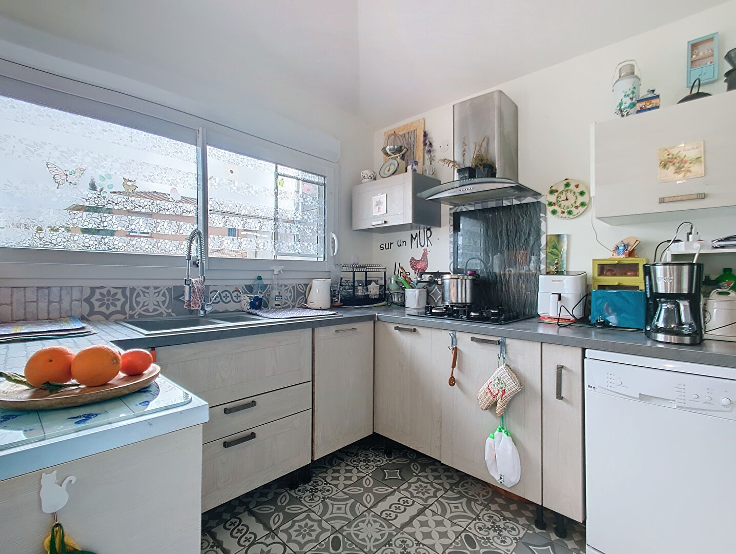 Maison 3 pièces entièrement rénovée avec jardin à vendre à Péchabou