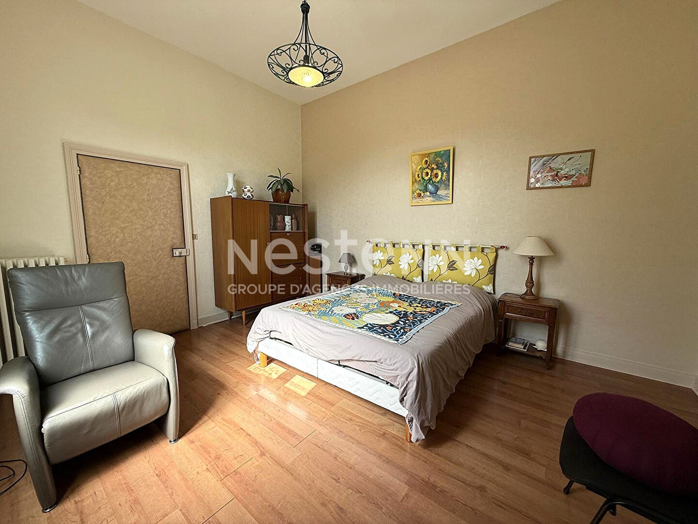 A vendre - Maison de maitre -  8 pièces - Coeur de  Montreuil Bellay - 217.43 m2 -  D5894