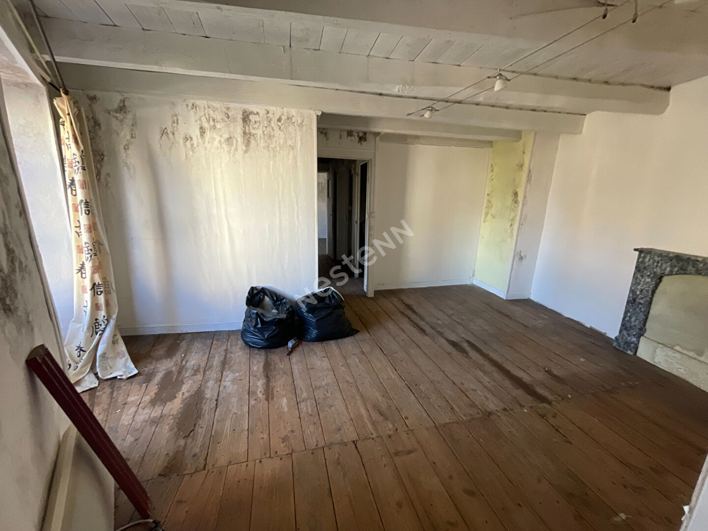 A vendre Immeuble de 118 m² habitable dans le bourg de sérent