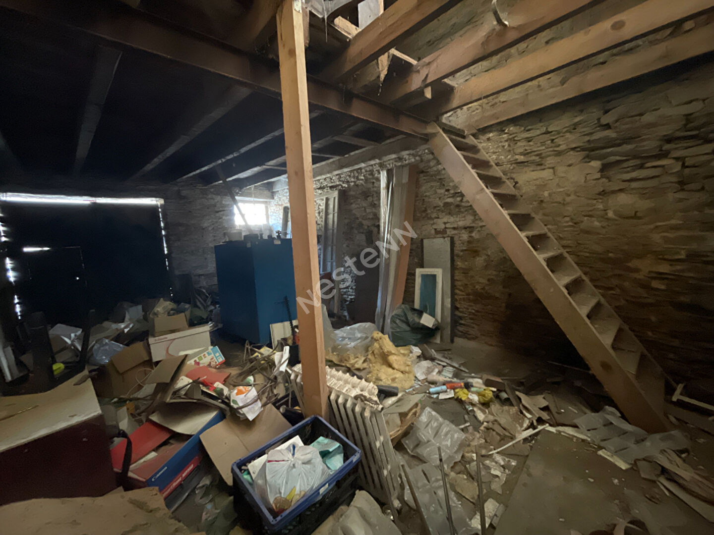 A vendre Immeuble de 118 m² habitable dans le bourg de sérent