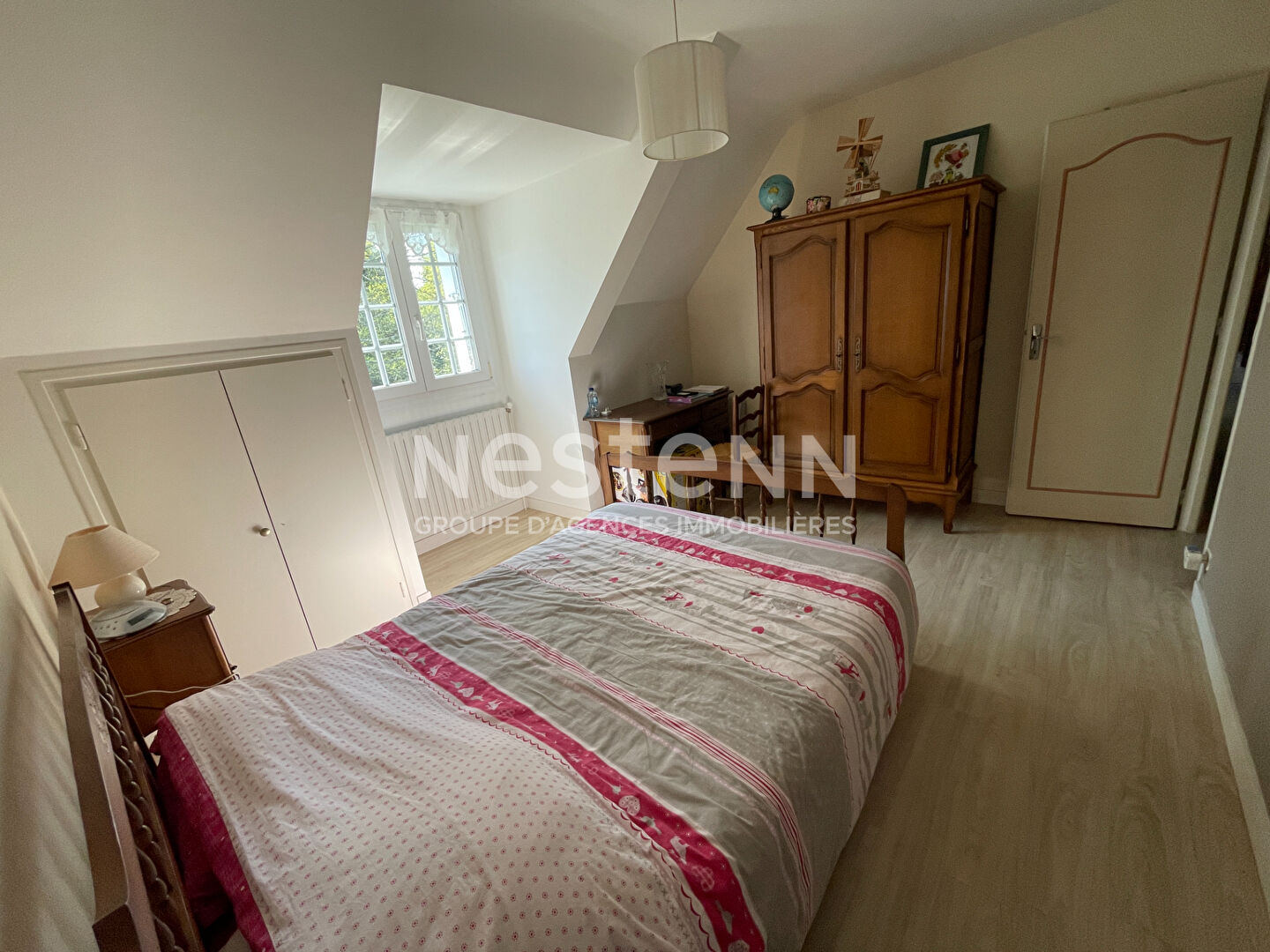 A vendre néo-bretonne 4 chambres près de 3800 m² de parcelle.