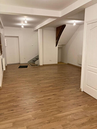 Vente local-professionnel à Vernon (27200)