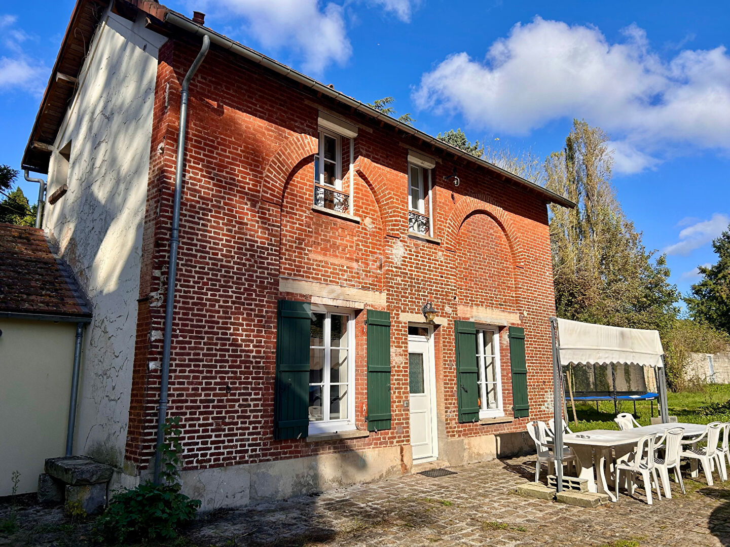 Propriété de rapport Marines 11 pièce(s) 214.84 m2