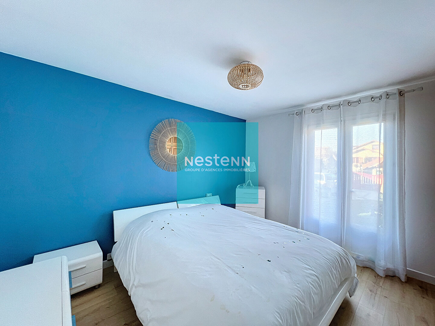Le charme d'une maison semi plain-pied avec jardin et terrasse dans le secteur du stade !