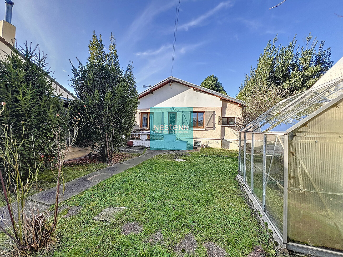 Franconville, proximité du Plessis Bouchard, maison de plain pied de 55 m² + un studio de 16.34m²