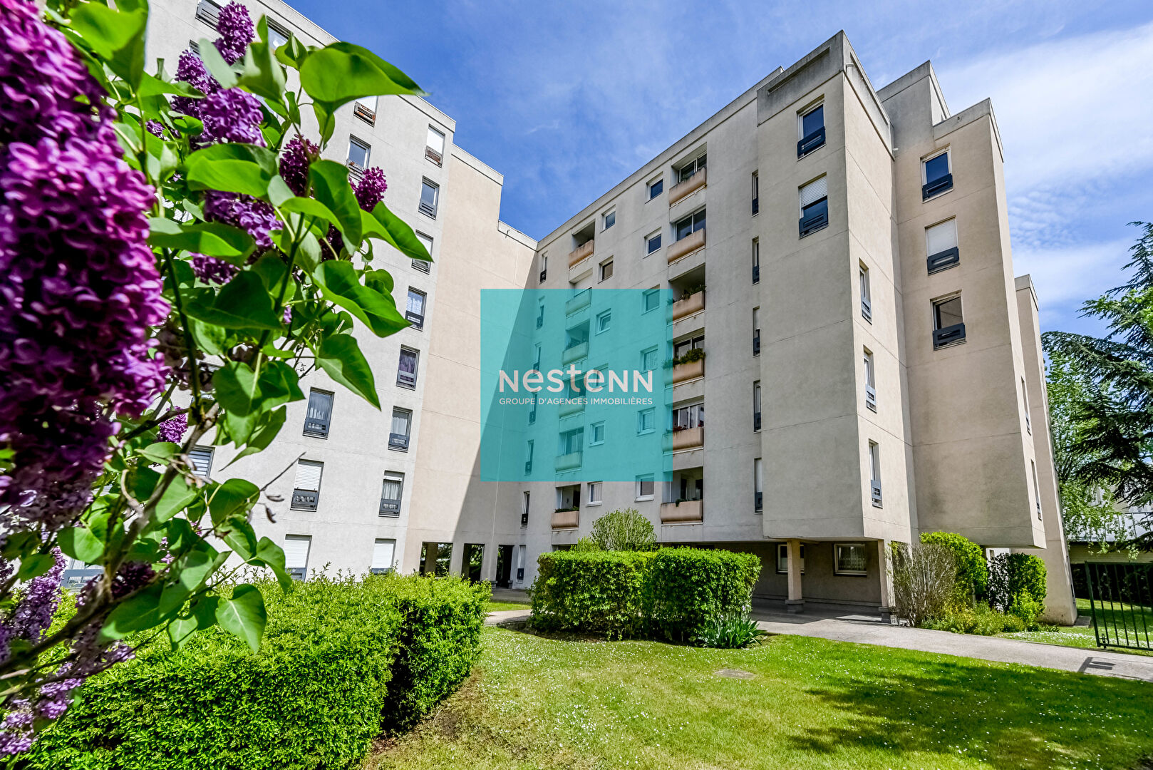 À vendre un appartement à Franconville de 4 pièces proche de toutes commodités et à 10 minutes à pied de la gare