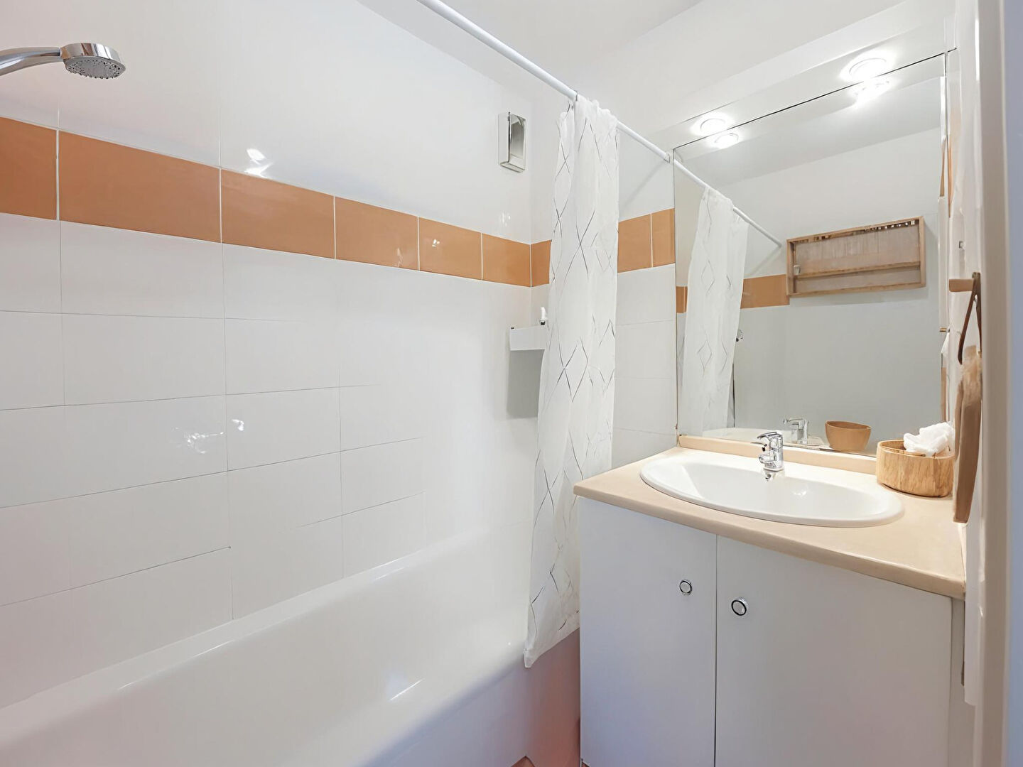 A VENDRE - TOULOUSE quartier Bonnefoy - Appartement 2 pièces 46m² avec terrasse et parking extérieur