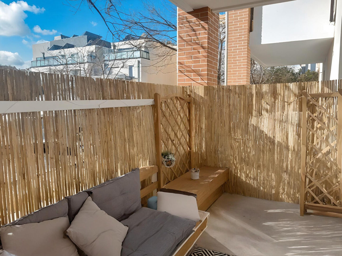 A VENDRE - TOULOUSE quartier Bonnefoy - Appartement 2 pièces 46m² avec terrasse et parking extérieur
