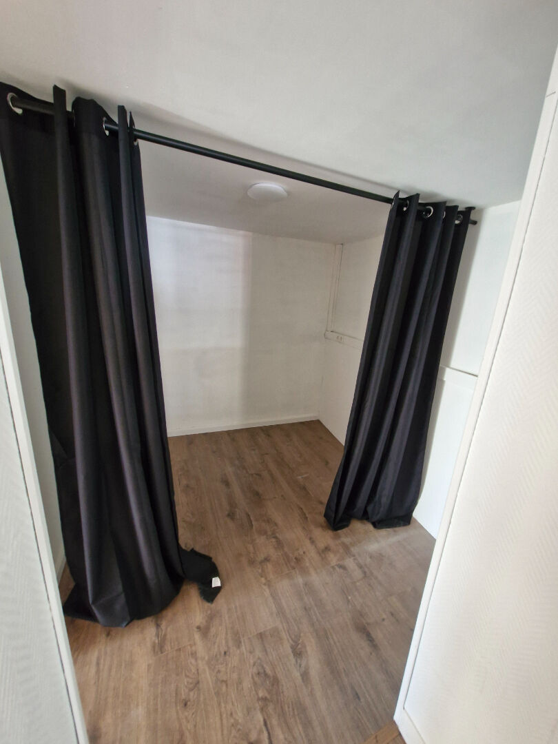 A LOUER - PORTET SUR GARONNE - Local d'activité de 64 m² - 472-JG