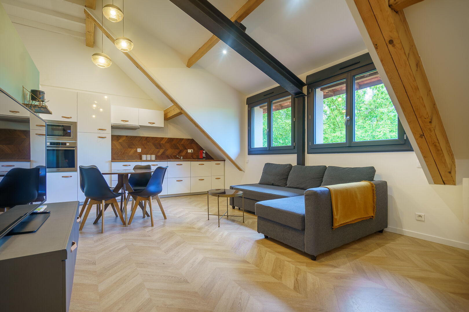 A VENDRE - SUD MURET A ESTANTENS - Maison d'exception avec gîtes.