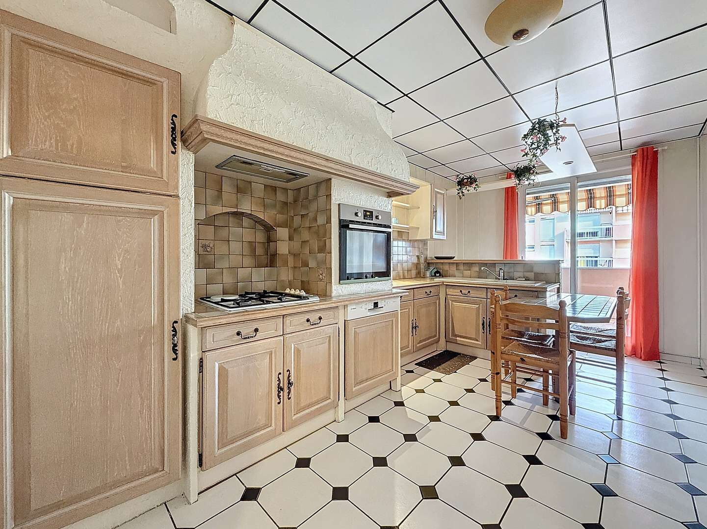 A VENDRE - TOULOUSE quartier Sept Deniers - Appartement T3 93m²  avec parking et cave