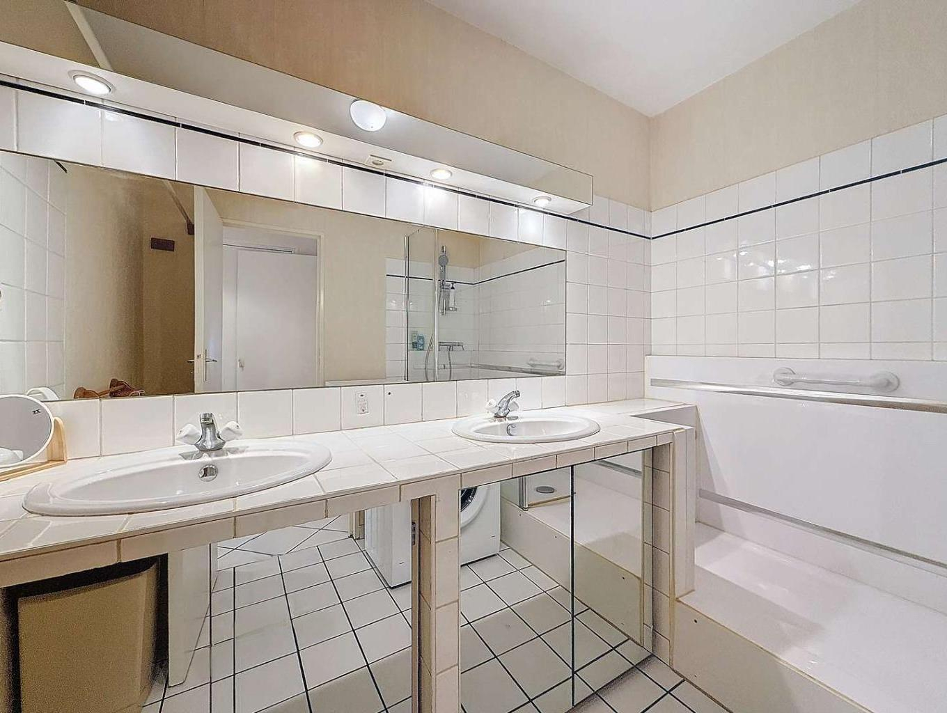 A VENDRE - TOULOUSE quartier Sept Deniers - Appartement T3 93m²  avec parking et cave