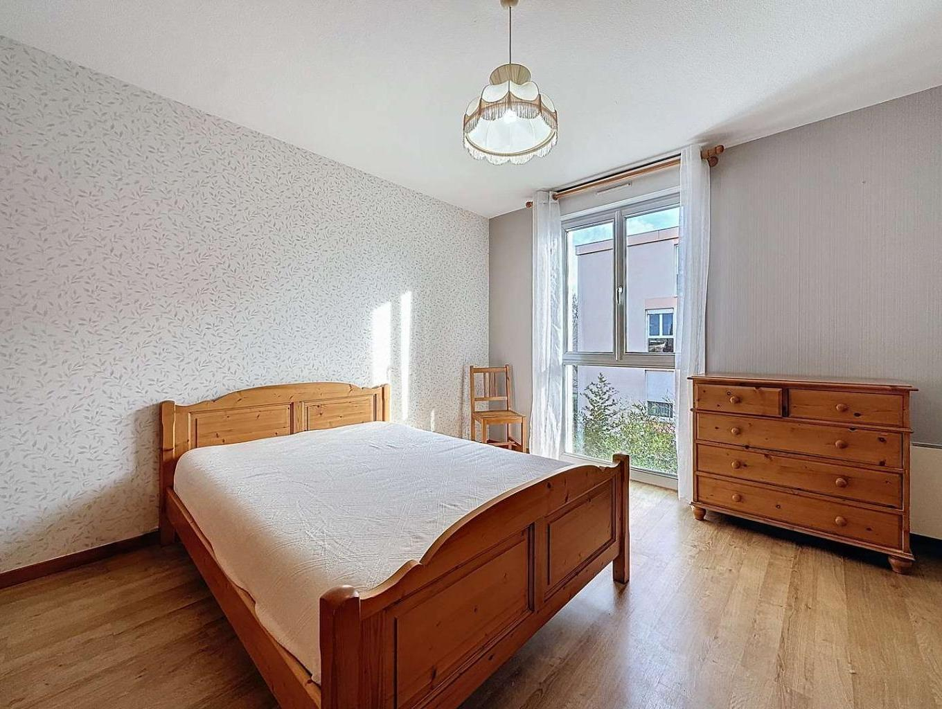 A VENDRE - TOULOUSE quartier Sept Deniers - Appartement T3 93m²  avec parking et cave
