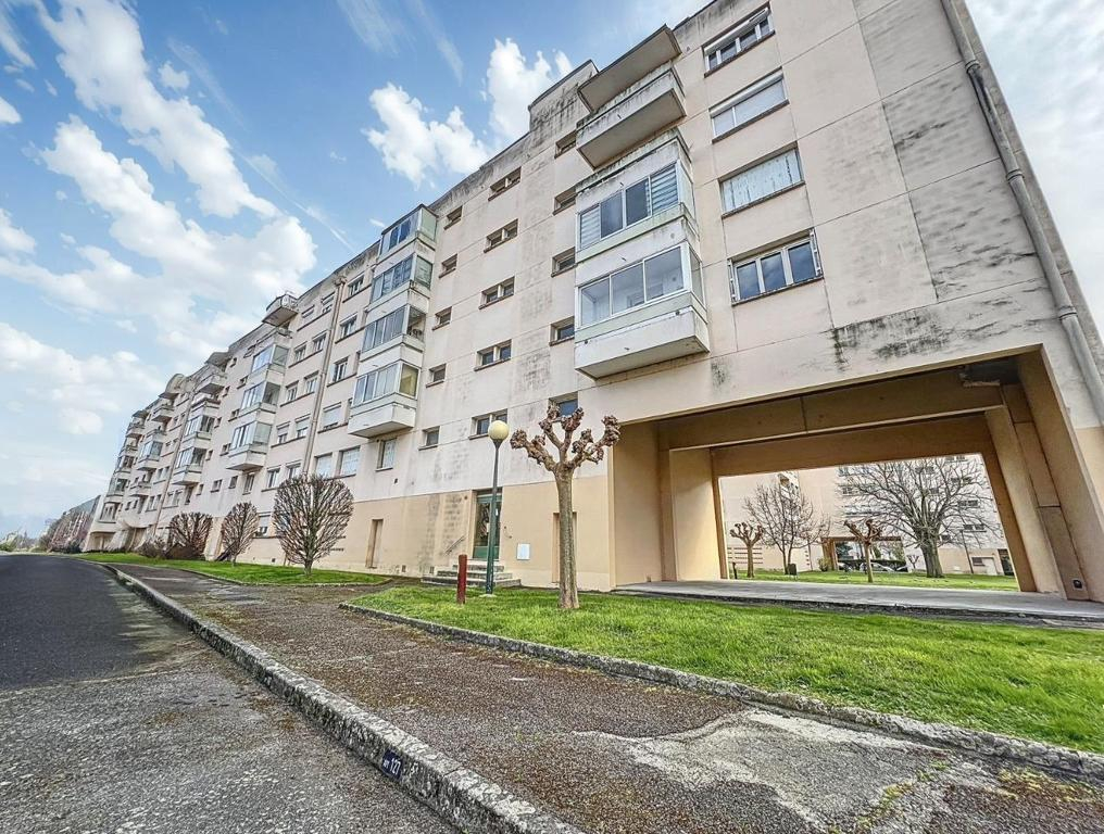 A VENDRE -  Toulouse Quartier Pont-Jumeaux - Appartement traversant T4 88m²  et une place de parking