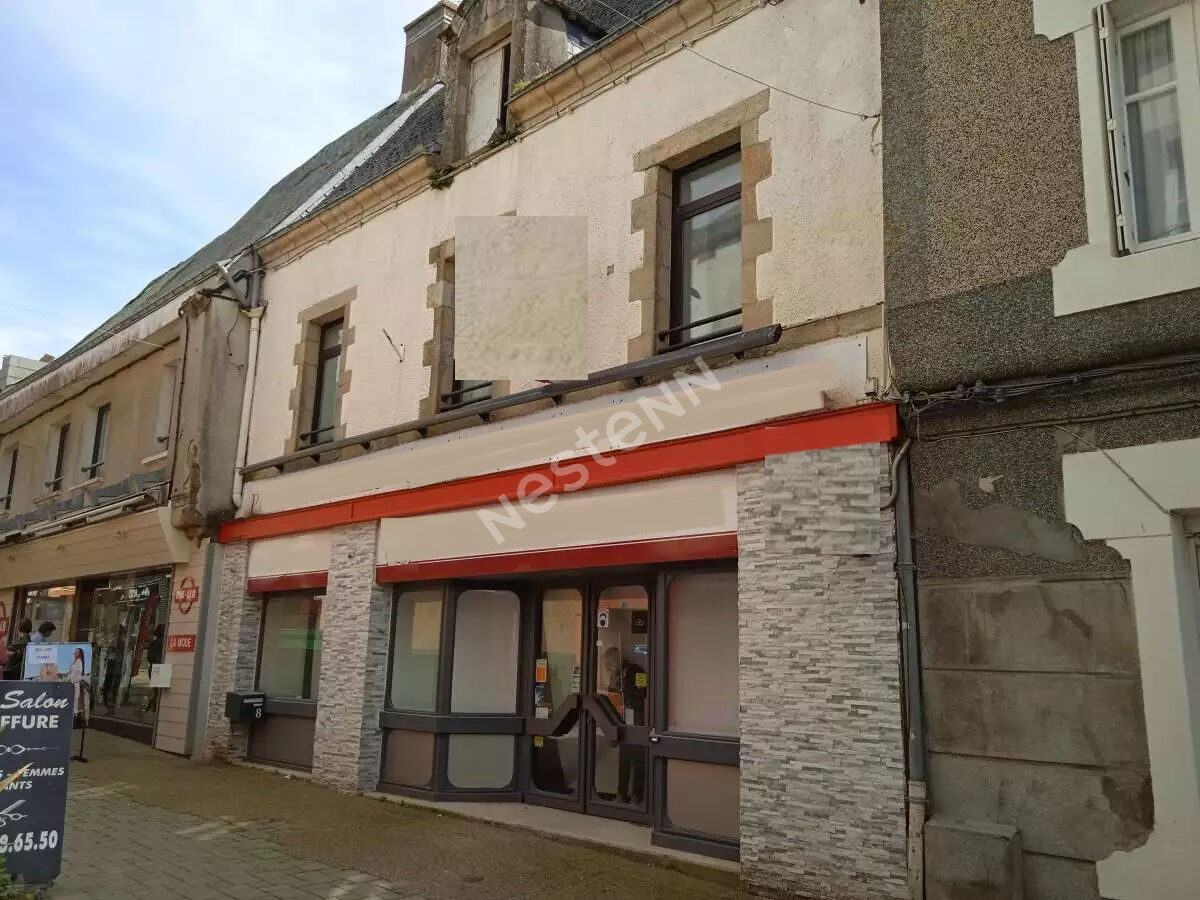 A vendre : Local commercial avec appartement, centre de Muzillac