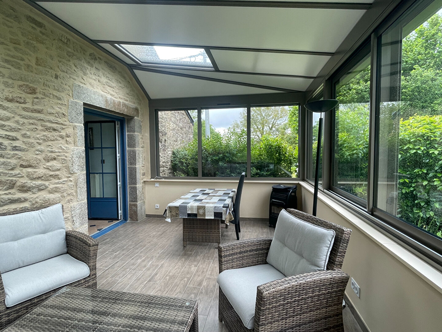 Maison en pierres, 900 m² terrain, Morbihan sud