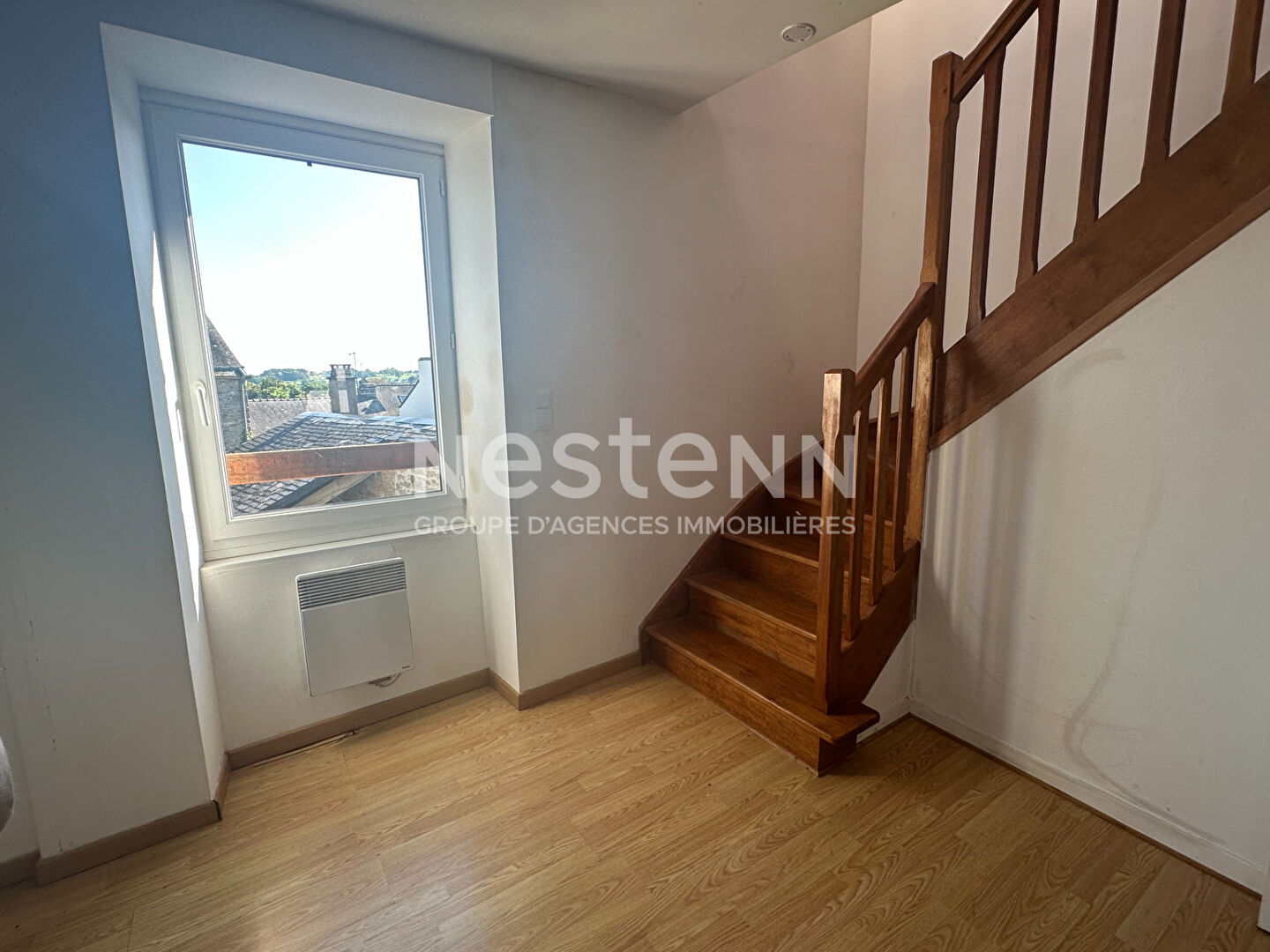 A vendre maison en pierre - bourg de Limerzel