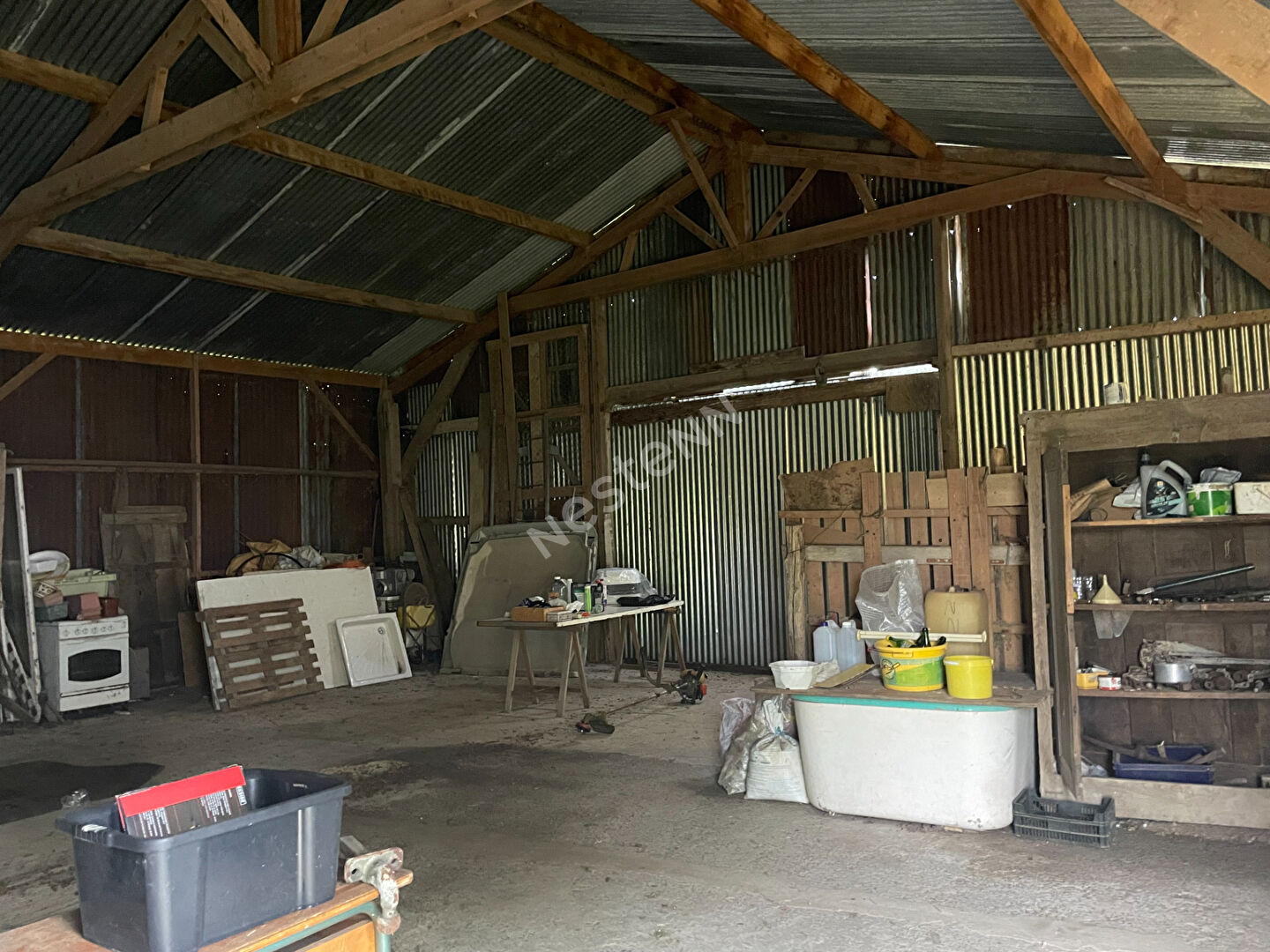 Corps de ferme avec 1.6 hectares de terrain à Limerzel