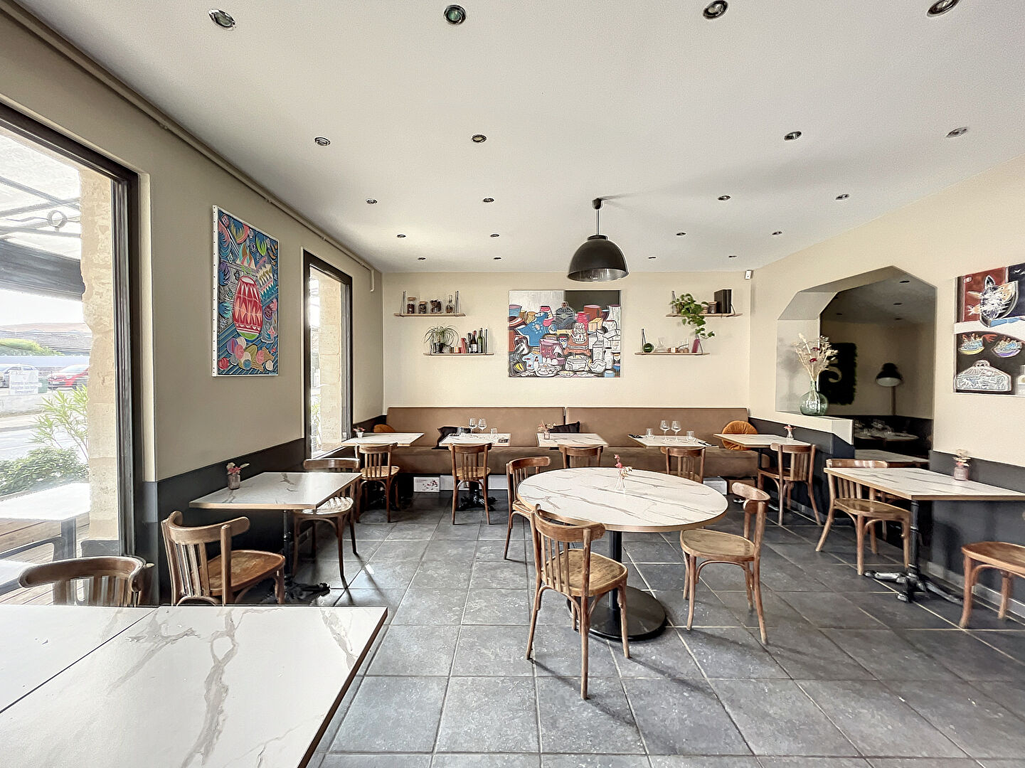 Restaurant avec terrasse, très belle visibilité sur axe passant