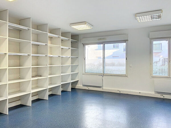 Location bureau à Bordeaux (33000)