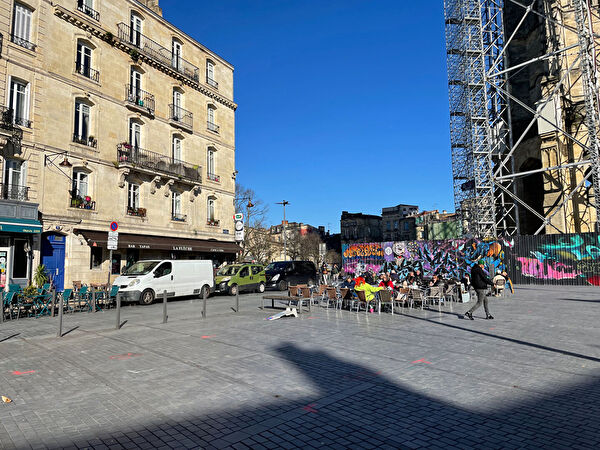 Vente commerce à Bordeaux (33800)