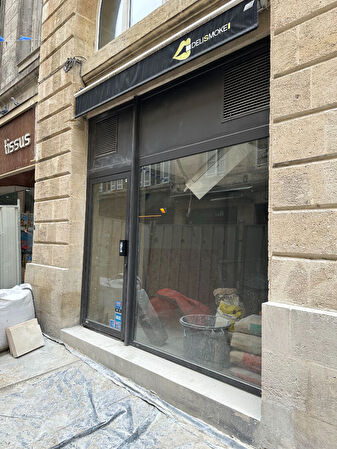 Vente commerce à Bordeaux (33300)