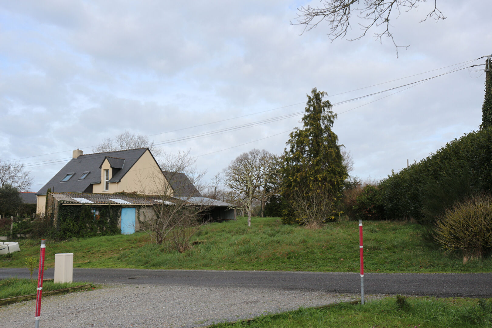 Beau terrain constructible Crossac 730 m², exposé Est/Ouest, viabilisation à prévoir