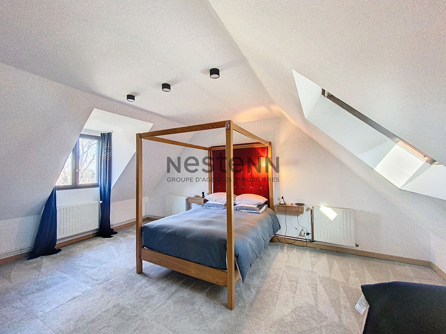 Maison sur sous-sol complet dans une rue au calme au coeur de Murs Erigné, 4 chambres et proche des commodités