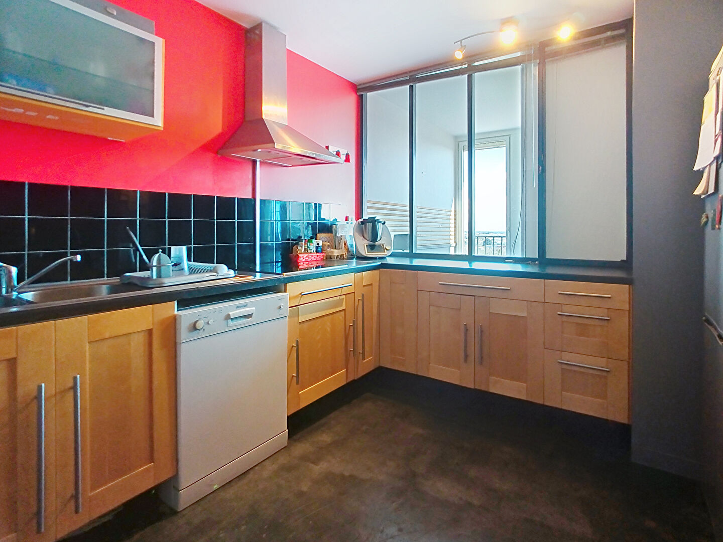 Appartement  T2bis à vendre de 69 m² avec ascenseur, balcon et vue Imprenable sur Angers.