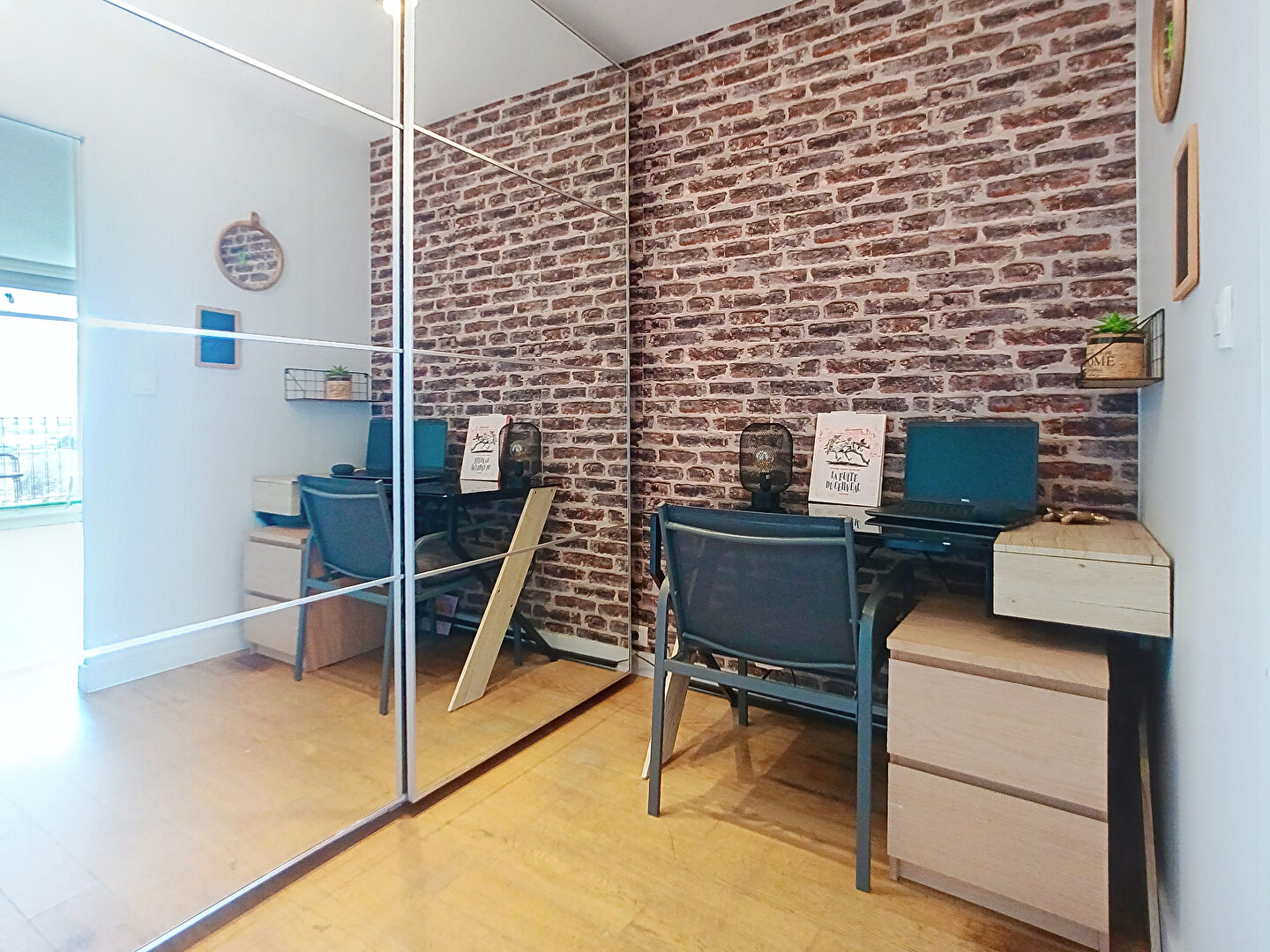 Appartement  T2bis à vendre de 69 m² avec ascenseur, balcon et vue Imprenable sur Angers.