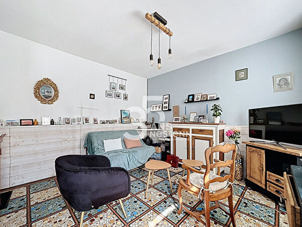 Vente par agence immobiliere aux ponts de ce (49130)