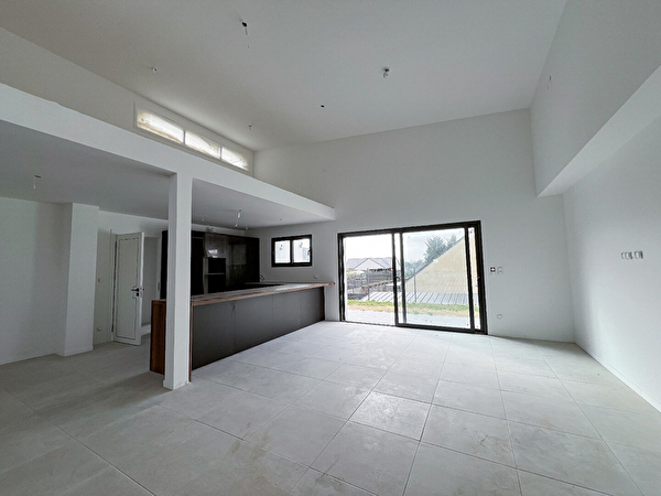 Vente par agence immobiliere à Juigne sur loire (49610)