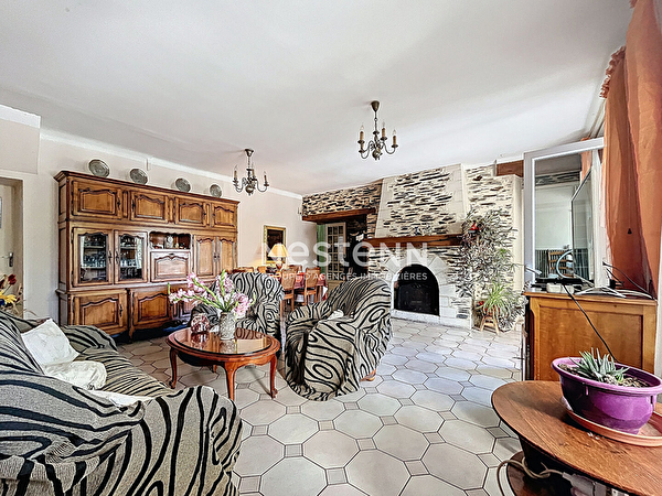 Vente par agence immobiliere aux ponts de ce (49130)